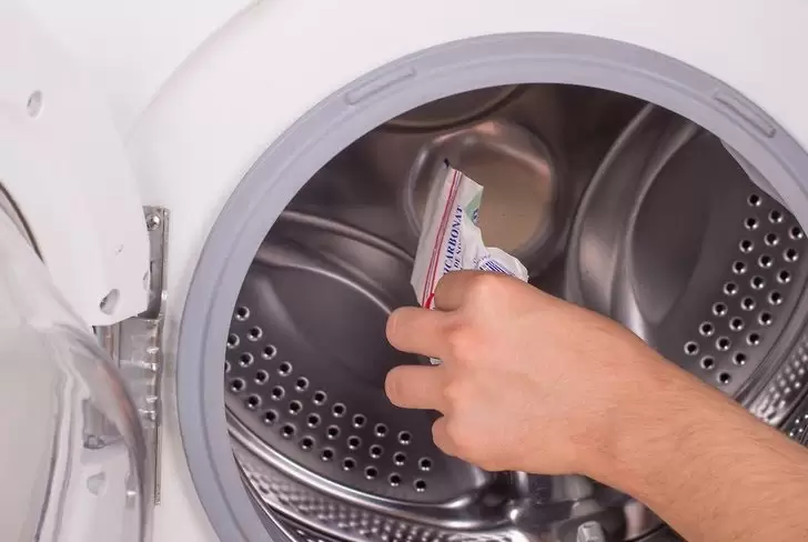 چگونه ماشین لباسشویی خود را تمیز کنید